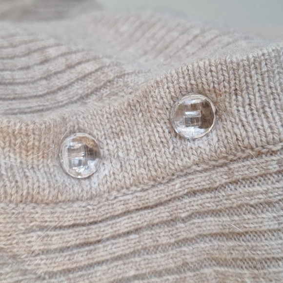 XOXO Beige Cardigan with Floral Accents Size Small - Picture 4 of 8